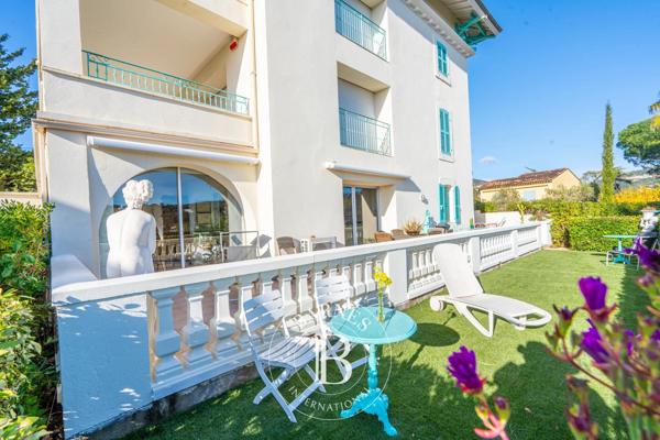 Sainte-Maxime, Appartement 2 Chambres -  117 m² à vendre