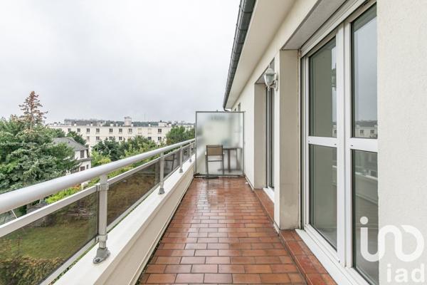 Appartement 2 pièces de 40 m² à Rosny-sous-Bois (93110)