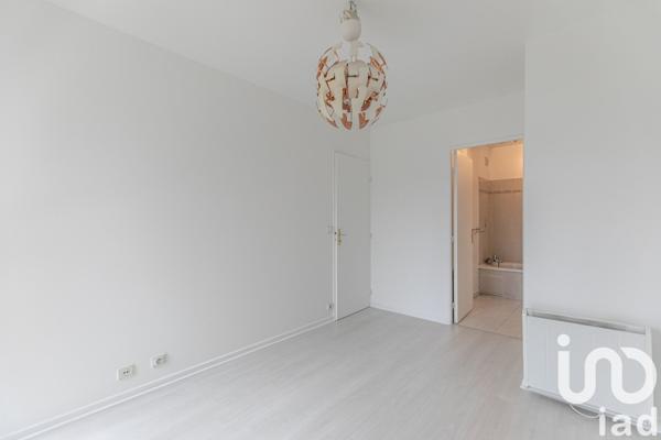 Appartement 2 pièces de 40 m² à Rosny-sous-Bois (93110)