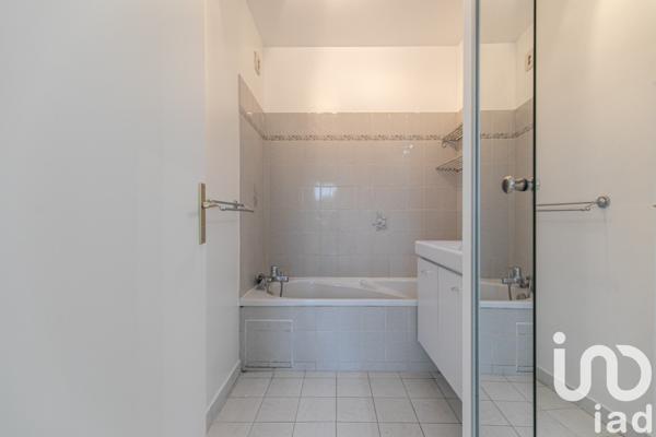 Appartement 2 pièces de 40 m² à Rosny-sous-Bois (93110)