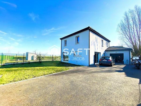 Maison moderne 6 pièces avec jardin et garage à 7 minutes de la mer
