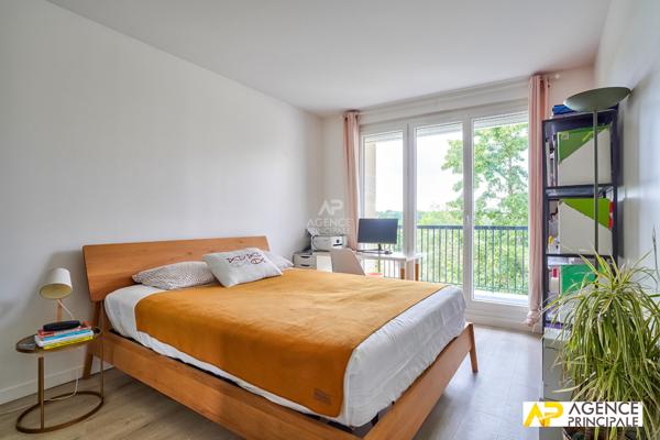 Appartement Maisons Laffitte 5 pièce(s) 103 m2 €655 000 ** - Référence 4470