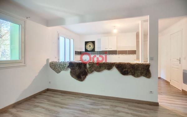 Maison à vendre    5 pièces •  Prades