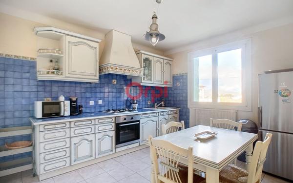 Maison à vendre    5 pièces •  Prades