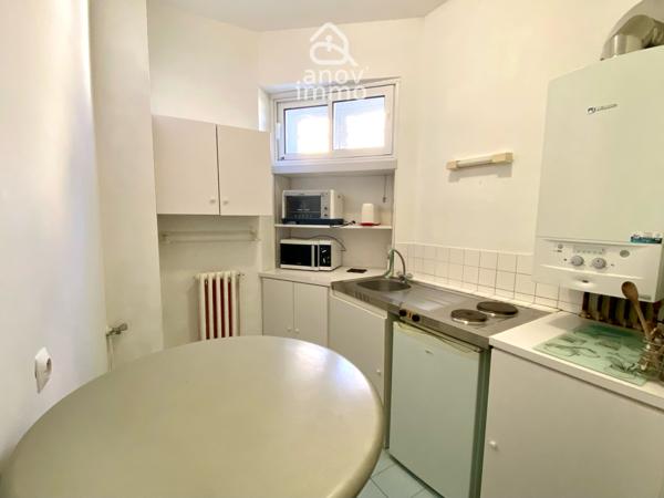 Studio
                                                                                                                                                                                                                                                                                                                        1 pièce(s)                                                                                                                                                                                                                                                                                                                              36.21  m²