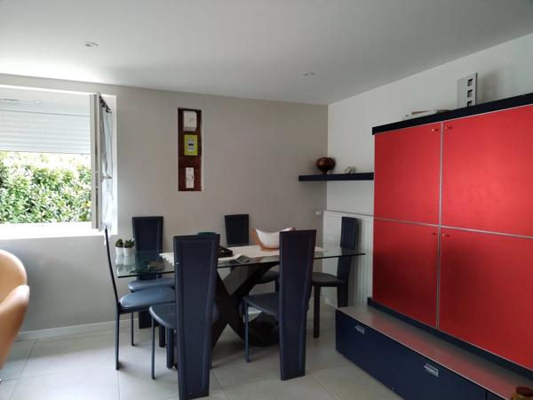 Maison de 144 m² composée de 2 logements de 72 m² chacun