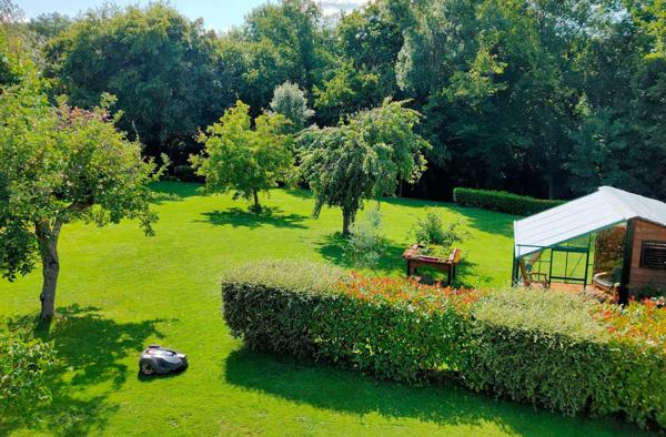 Propriete
                                                                                                                                                                                                                                                                                                                        4 pièce(s)                                                                                                                                                                                                          2 chambre(s)                                                                                                                                                                                                          87  m²