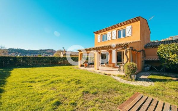 Maison à vendre    3 pièces •  Callian