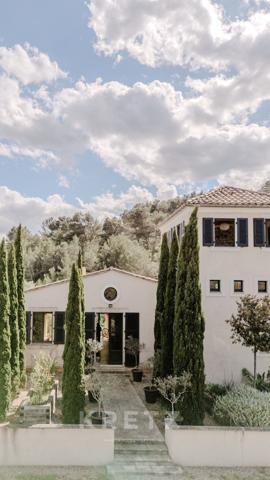 Maison d'architecte écologique 3 chambres 180 m² terrain 1,3 ha piscinable à vendre près Méditerrané