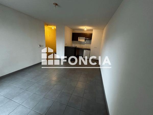 Location Appartement 2 pièces 42.1 m² - 82 AVENUE DE ROCHEFORT Royan 17200