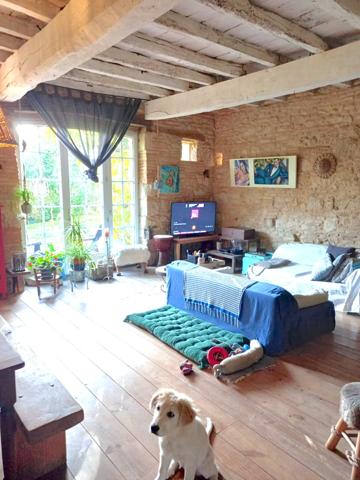 Maison T3 avec dépendance sur un terrain de 6000 m²