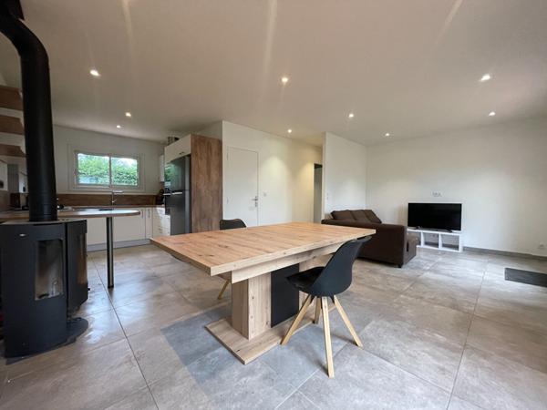 Maison rénovée de 2 chambres sur Le Fenouiller