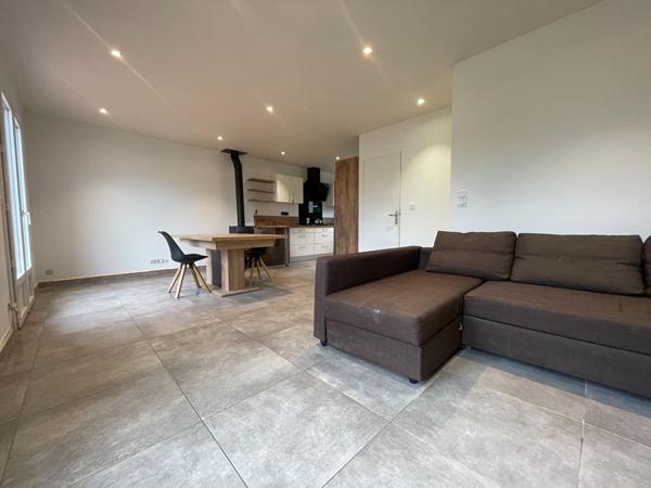 Maison rénovée de 2 chambres sur Le Fenouiller