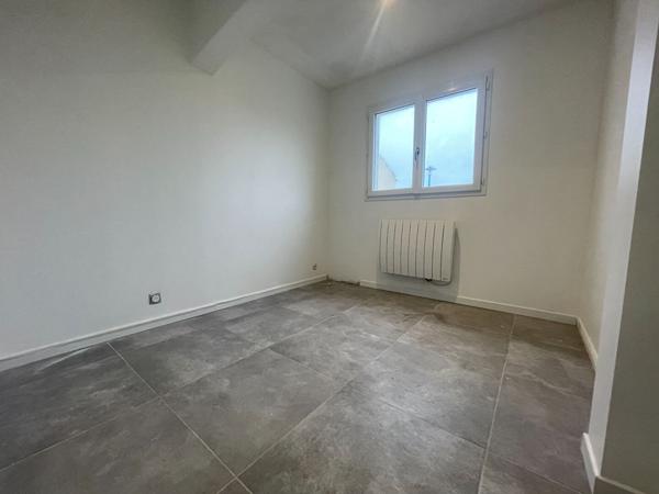 Maison rénovée de 2 chambres sur Le Fenouiller