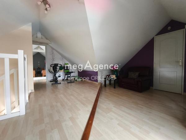 Maison à OMBREE D ANJOU, 49420 - 5 pièces 124m²