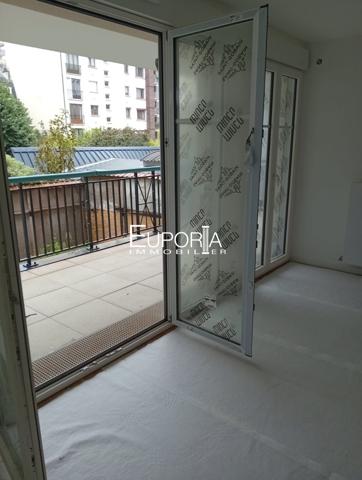 Appartement T4 85m2 Puteaux avec exterieur de 14m2