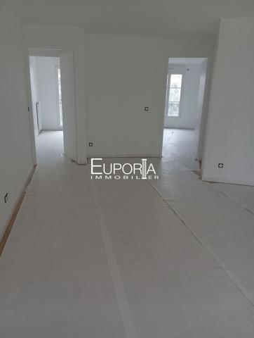 Appartement T4 85m2 Puteaux avec exterieur de 14m2