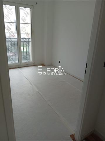 Appartement T4 85m2 Puteaux avec exterieur de 14m2