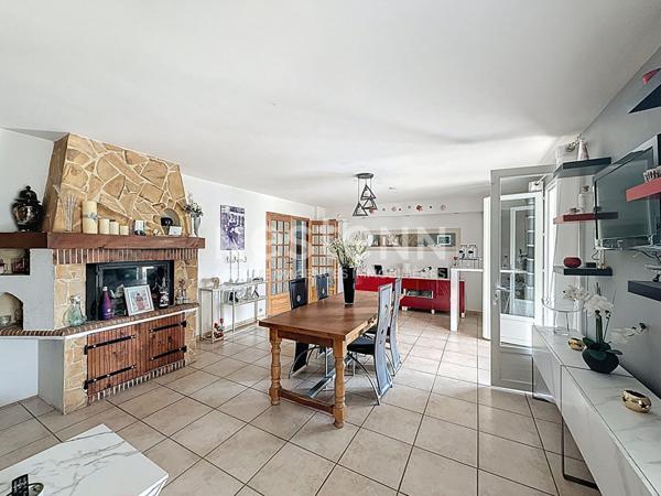 Maison spacieuse à vendre à Saint Maximin la Sainte Baume