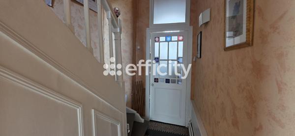 Maison 9 pièces - 212 m² Exclusivité efficity