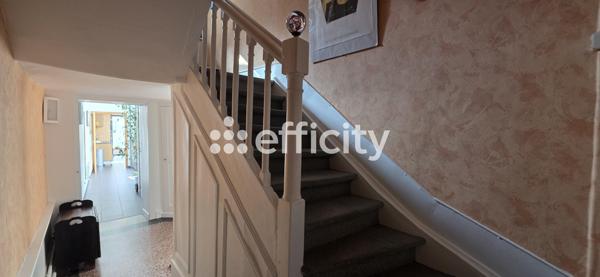 Maison 9 pièces - 212 m² Exclusivité efficity