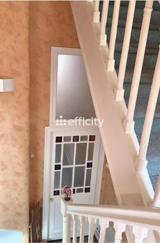 Maison 9 pièces - 212 m² Exclusivité efficity