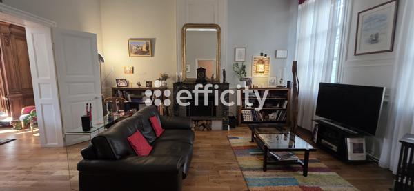 Maison 9 pièces - 212 m² Exclusivité efficity