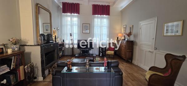 Maison 9 pièces - 212 m² Exclusivité efficity