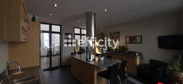 Maison 9 pièces - 212 m² Exclusivité efficity