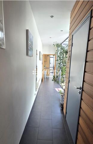 Maison 9 pièces - 212 m² Exclusivité efficity