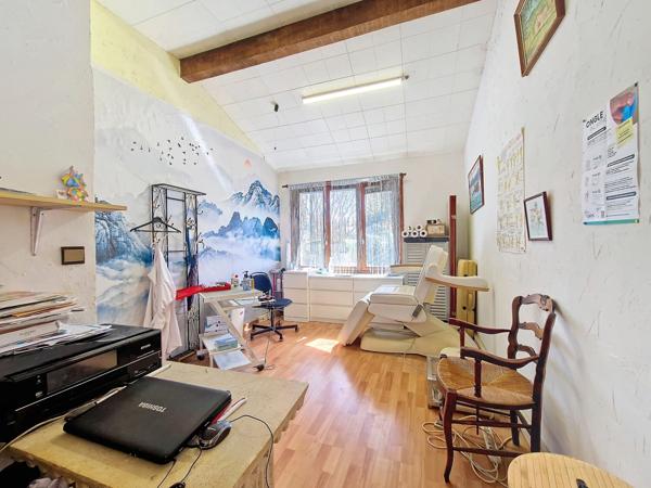 Maison familiale 7 pièces, 2 appartements et local professionnel – À 10 minutes à pied de l’océan SAINT JEAN DE LUZ (64)