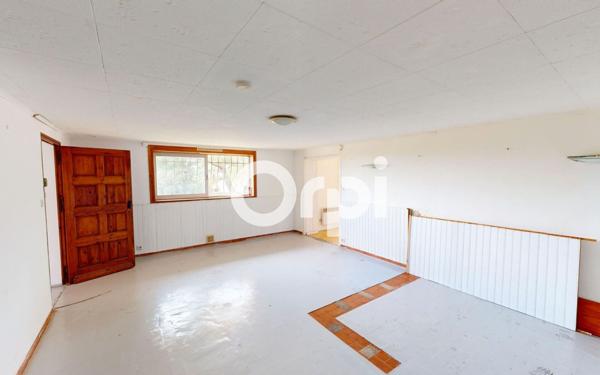 Maison à vendre    6 pièces • 177 m2 Carqueiranne