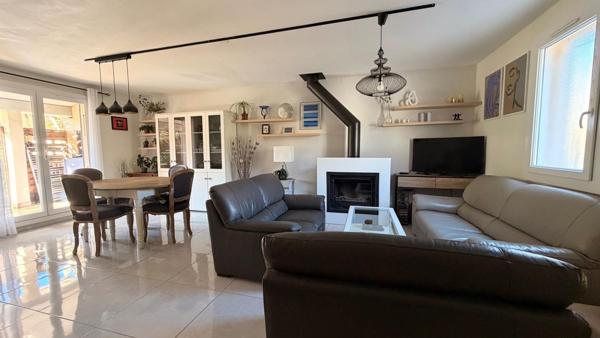 Maison de type 5 - 4 chambres - 1 bureau