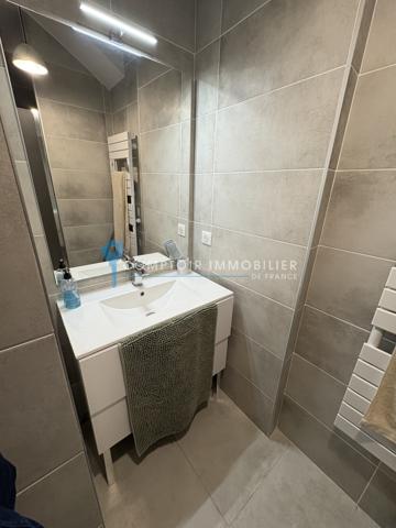 Duplex
                                                                                                                                                                                                                                                                                                                        4 pièce(s)                                                                                                                                                                                                          3 chambre(s)                                                                                                                                                                                                          84.38  m²
