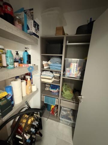 Duplex
                                                                                                                                                                                                                                                                                                                        4 pièce(s)                                                                                                                                                                                                          3 chambre(s)                                                                                                                                                                                                          84.38  m²
