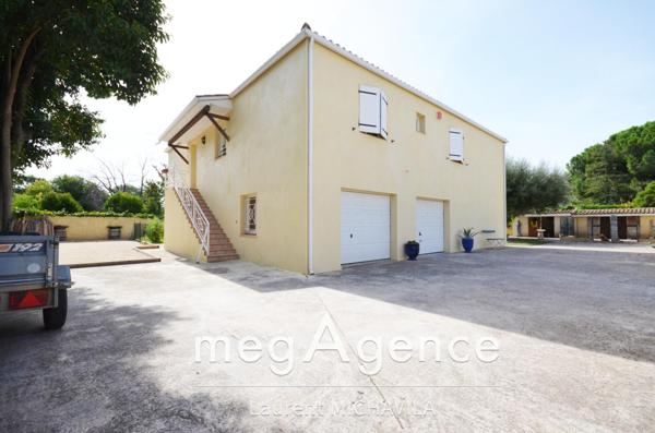 Maison à VILLENEUVE-LES-BEZIERS, 34420 - 6 pièces 130m²