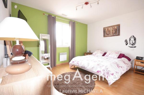 Maison à VILLENEUVE-LES-BEZIERS, 34420 - 6 pièces 130m²