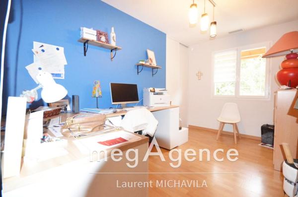 Maison à VILLENEUVE-LES-BEZIERS, 34420 - 6 pièces 130m²