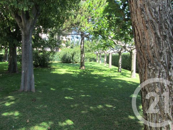 Appartement F2 à vendre  2 pièces - 43 m2 MARSEILLE - 13015