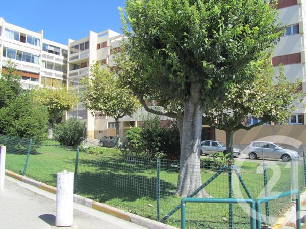 Appartement F2 à vendre  2 pièces - 43 m2 MARSEILLE - 13015