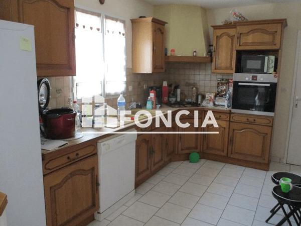 Location Maison 5 pièces 104.5 m² - 12 RUE DE LA CHAUMINE Auzouer En Touraine 37110