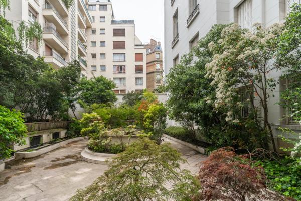 # Appartement – 378m² – Paris 16ème