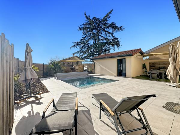 Ars-sur-Formans (01480) Maison 191.2m² rénovée en 2022 terrain 362m²