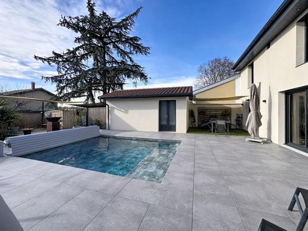 Ars-sur-Formans (01480) Maison 191.2m² rénovée en 2022 terrain 362m²