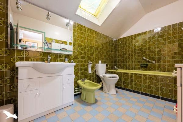 Maison à vendre 179 990 € Saint-Germain-du-Puy 7 p 138 m² DPE F
