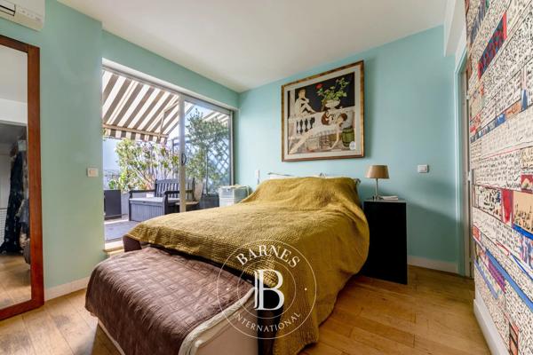 Paris 16ème, Appartement 2 Chambres -  120 m² à vendre