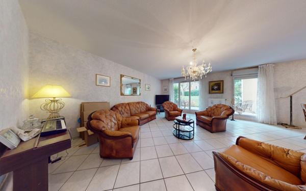 Appartement à vendre    3 pièces •  Villefranche-sur-Saône