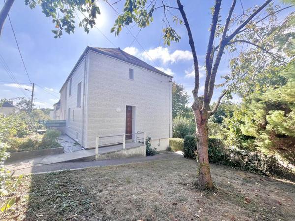 Maison à louer 800 € CC Carhaix-Plouguer 5 p 73 m² DPE B