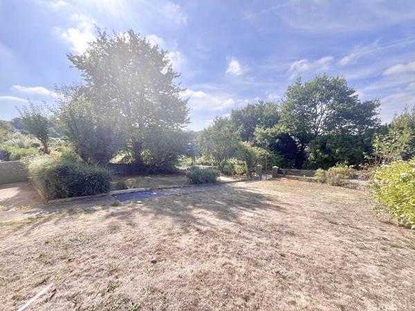 Maison à louer 800 € CC Carhaix-Plouguer 5 p 73 m² DPE B