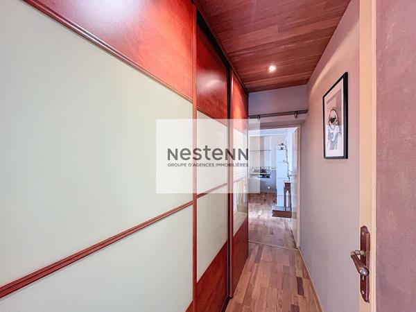 A Vendre - plein coeur de Leuville - proche des ecoles, des transports et des commerces - beaux volumes